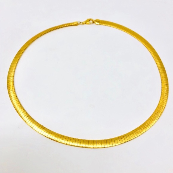 Looks like 14K - but is sterling silver Omega necklace, made in Italy - Picture 5 of 11